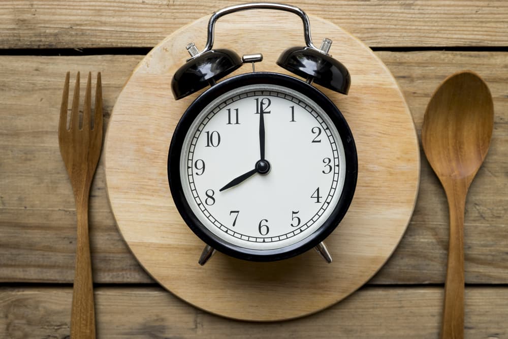 <b>Libra</b>
<br>Cambia tu manera desordenada de comer, procura comer en el mismo horario todos los días.