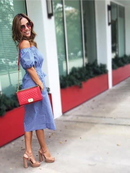 ¡Súper bonita! Este fue outfit que eligió Karla Martínez para dominguear (Septiembre 26, 2016)