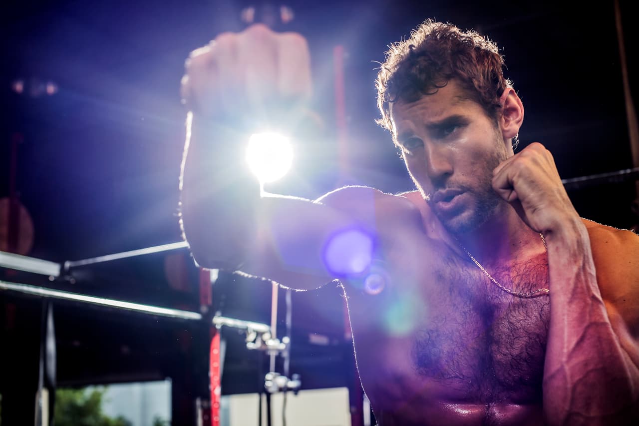 Franco Noriega en exclusiva para Mira Quién Baila. 
<br> Fotógrafo: 
<b>Felipe Cuevas / Univision</b> Locación: 
<b>CrossFit Doral – Miami, FL</b> Vestuario: 
<b>Blanca Elena Martínez</b> MakeUp: 
<b>Rocco Donna Hair & Beauty Art</b>