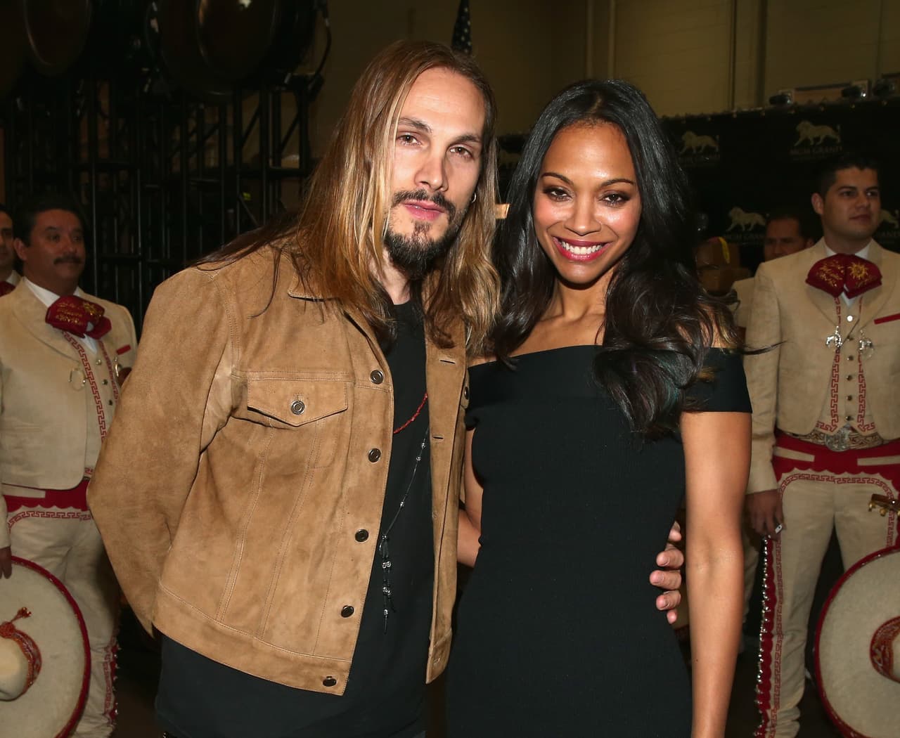 Por su parte, Zoe Saldaña y Marco Perego se la pasaron derramando miel por todo el backstage.