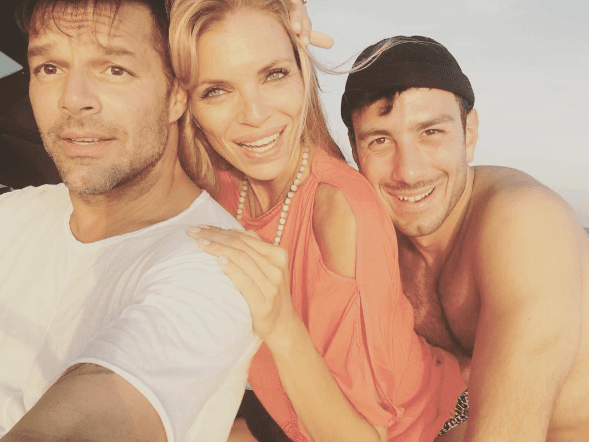 Es que no debe de ser fácil ser la pareja de un astro de la música, como lo es este cantante boricua.