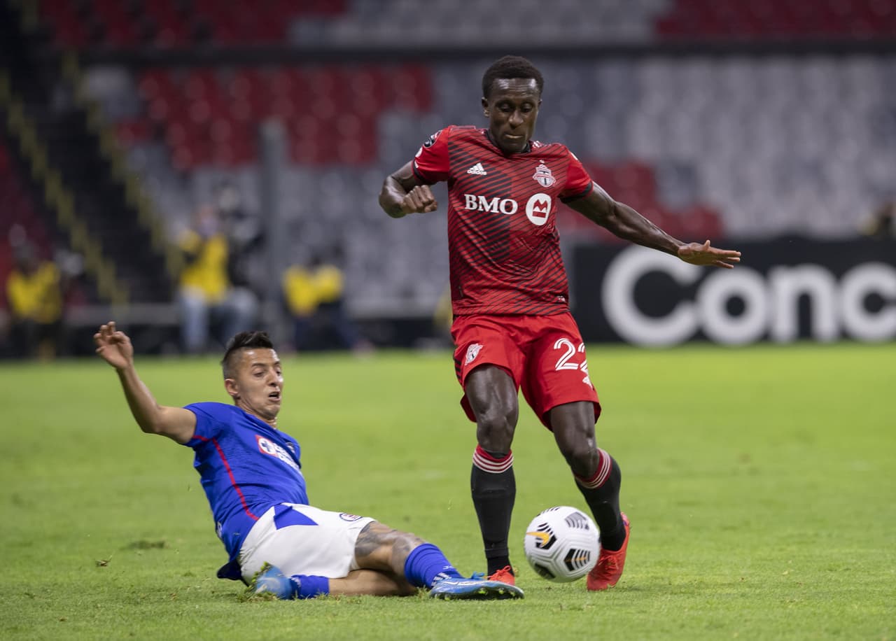 Con un solitario gol de Brayan Angulo, Cruz Azul vulve a vencer a Toronto y con un marcador global de 4-1, son el segundo equipo clasificado a las semifinales.