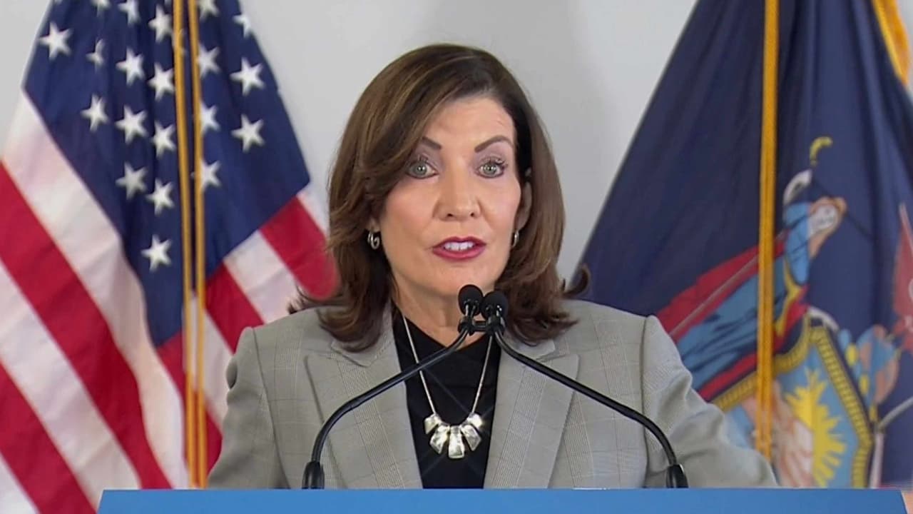 Hochul anuncia expansión del crédito tributario por hijo en Nueva York