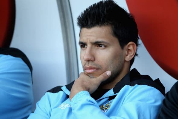 SERGIO AGÜERO- Este argentino que juego para el Manchester City ganó 24.8 millones de dólares en un año.
