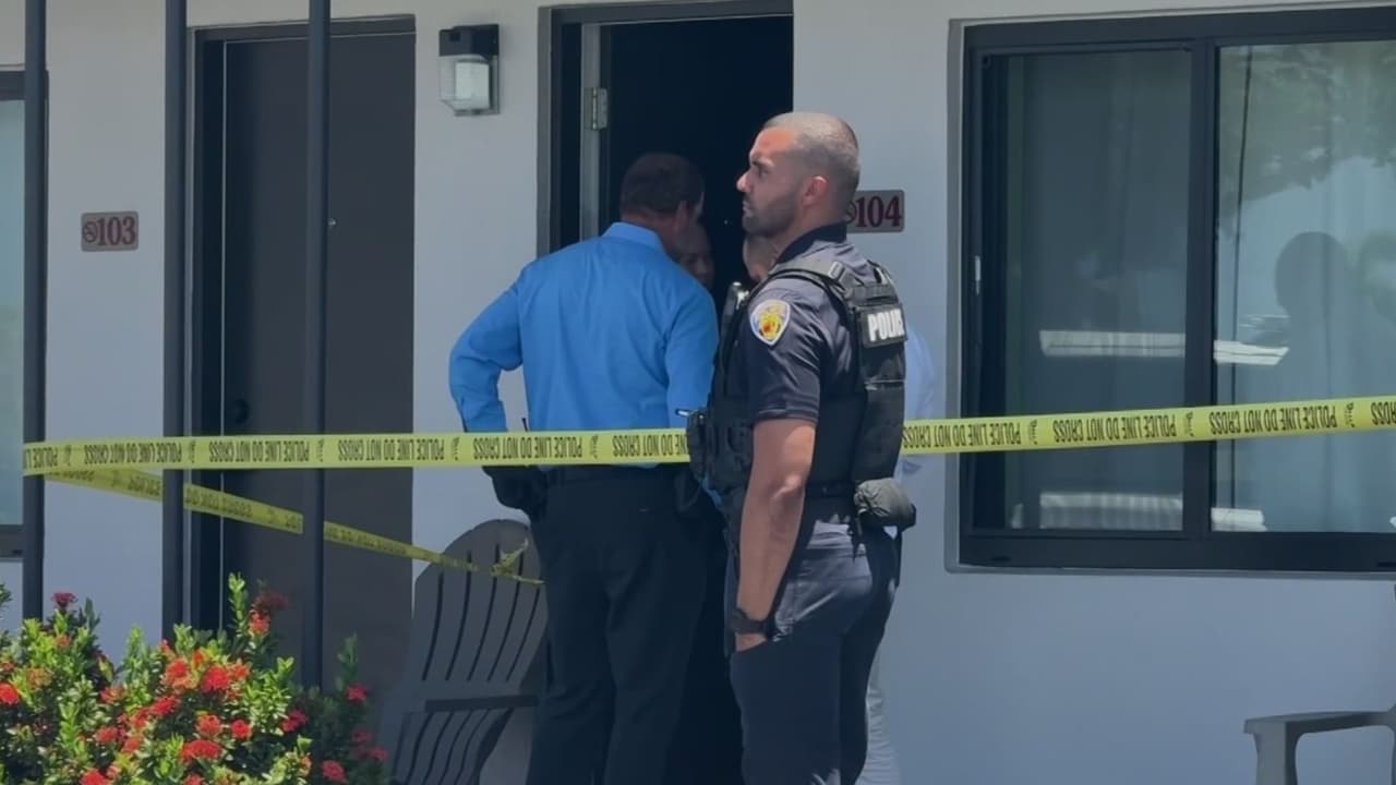 Una mujer muere tras caer de un auto en movimiento en medio de una pelea en Fort Lauderdale