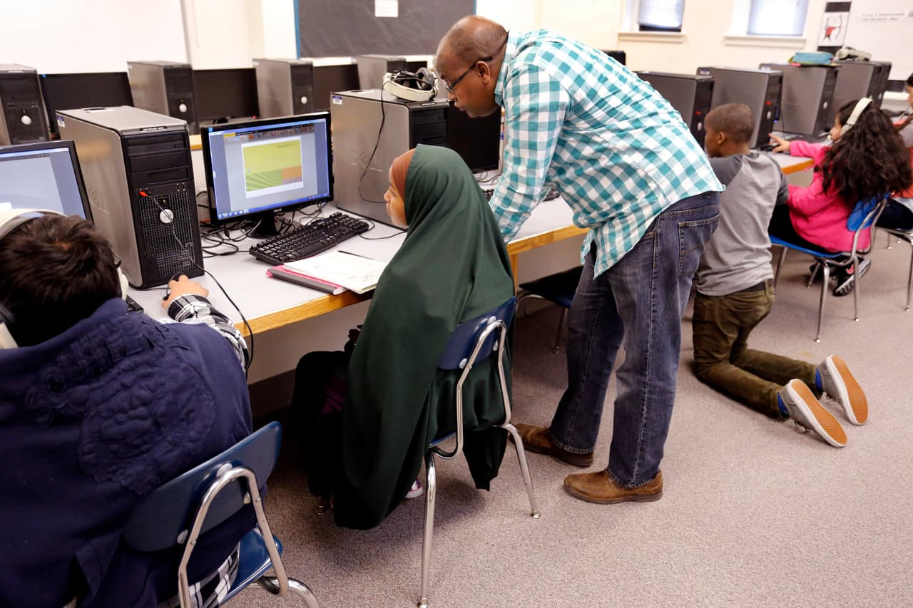 Educación lanza campaña para promover cursos de inglés y empleos en Nueva York