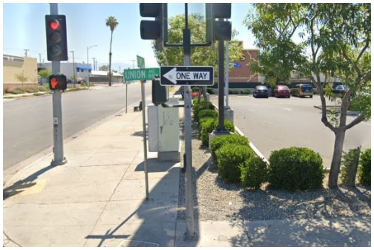 Mientras era perseguido descargó su pistola contra otro oficial. Pero fue alcanzado y detenido en la Union Avenue.