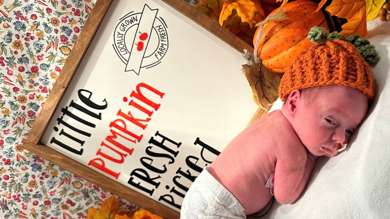 En un gesto conmovedor lleno de ternura, algunos valientes bebés tejanos que
<b>se encuentran en unidades de cuidados intensivos neonatales </b>(UCIN) celebraron su primer Día de Acción de Gracias de una manera única y encantadora.