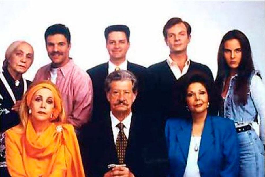Participó en inolvidables telenovelas que se convirtieron en clásicos como 'Senda prohibida', 'Doña Macabra', 'Estafa de amor', 'Chucho el roto', 'No creo en los hombres', 'Barata en primavera', 'Quinceañera', 'Valentina', 'Bendita mentira', 'Gotita de amor' y 'Abrázame muy fuerte', entre otras.