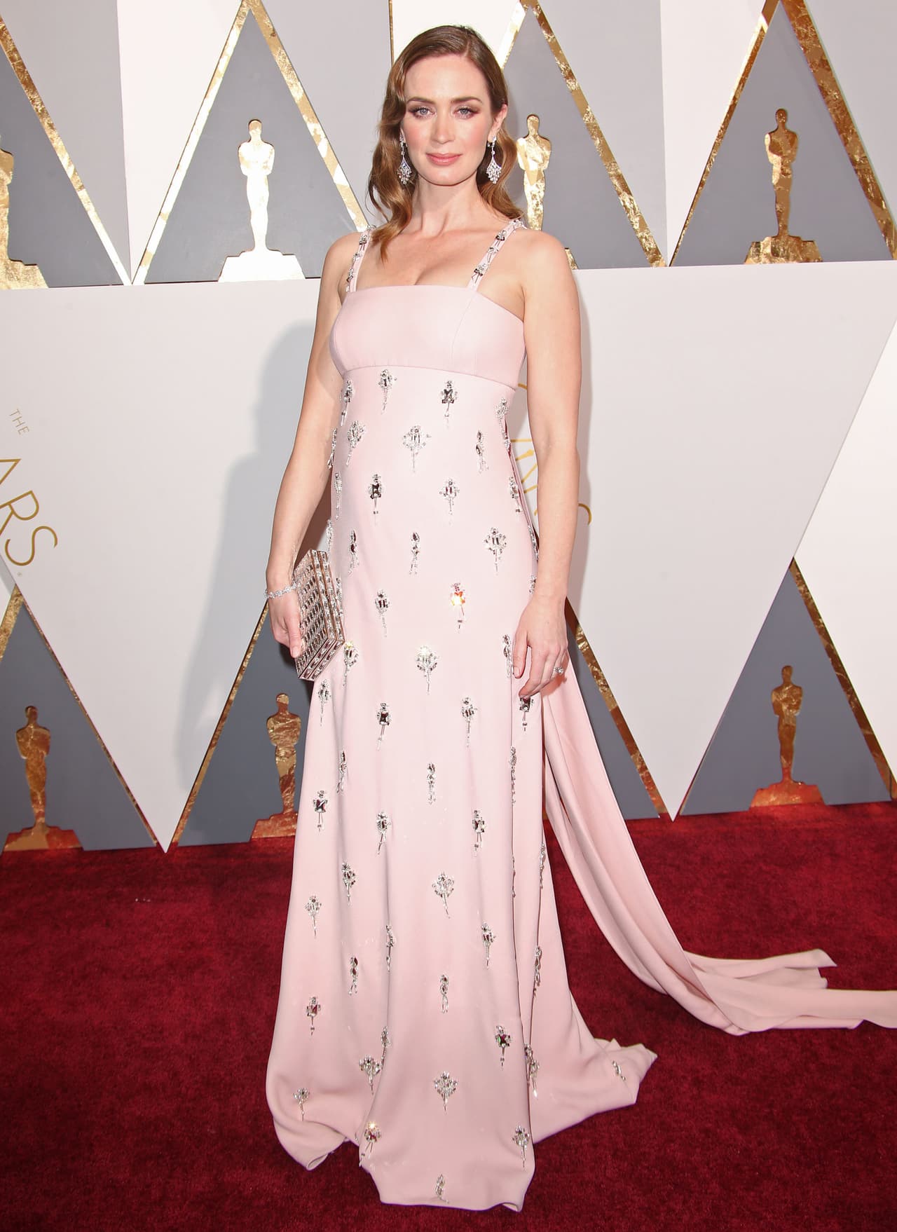 Así de hermosa luce Emily Blunt en su segundo embarazo.