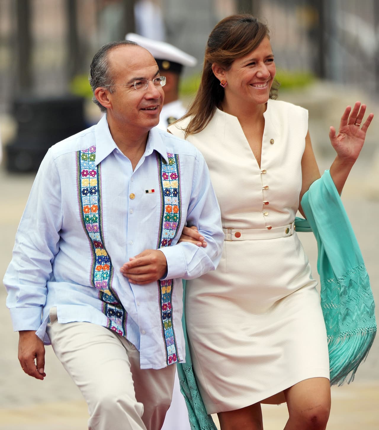 Como Primera Dama de México fue la Presidenta del Sistema Nacional para el Desarrollo Integral de la Familia (SNDIF), institución encargada primordialmente del apoyo directo a niños, mujeres y familias de escasos recursos en todo el país.