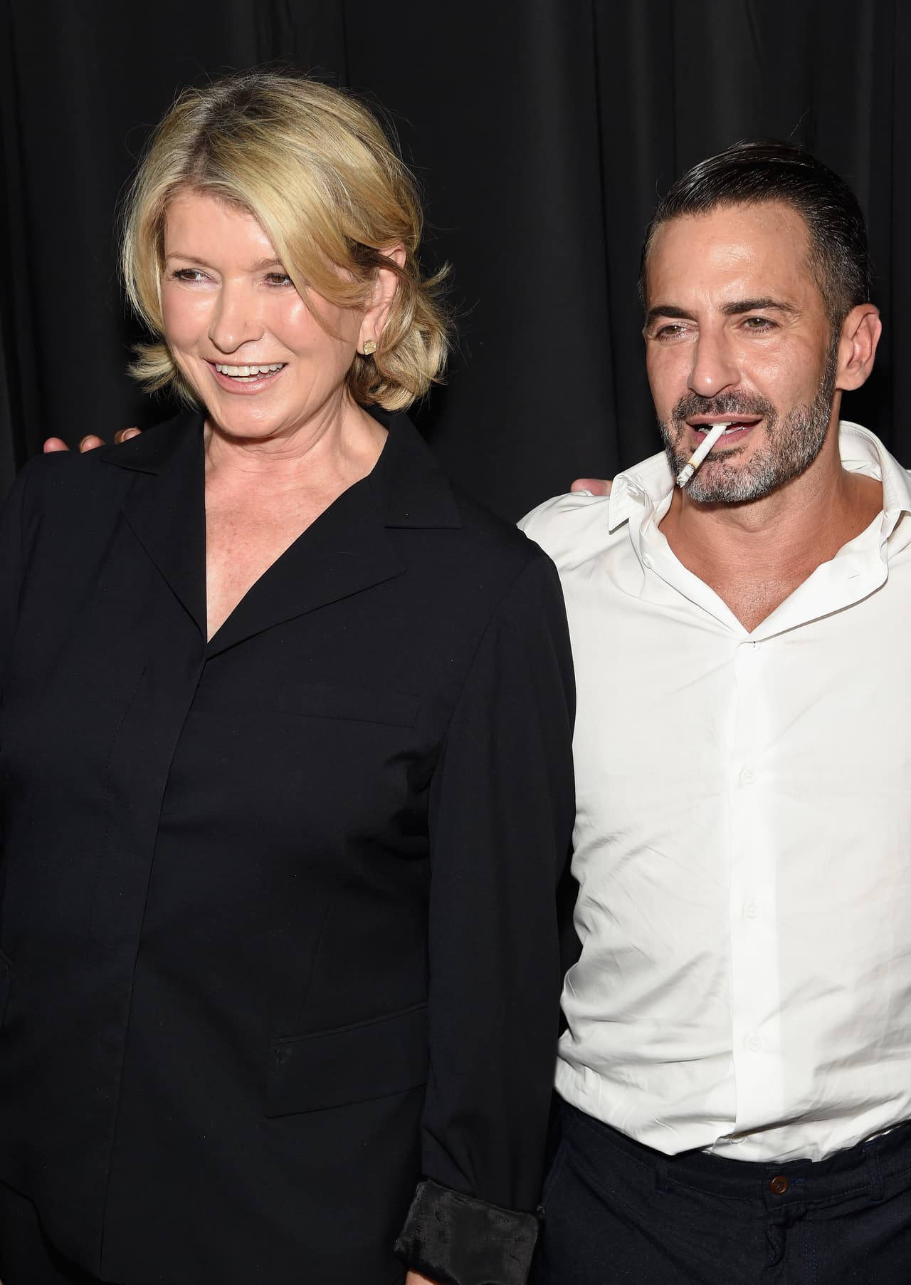 Continuó entonces su insulto a la reportera y a la publicación, defendiendo su vida sexual.