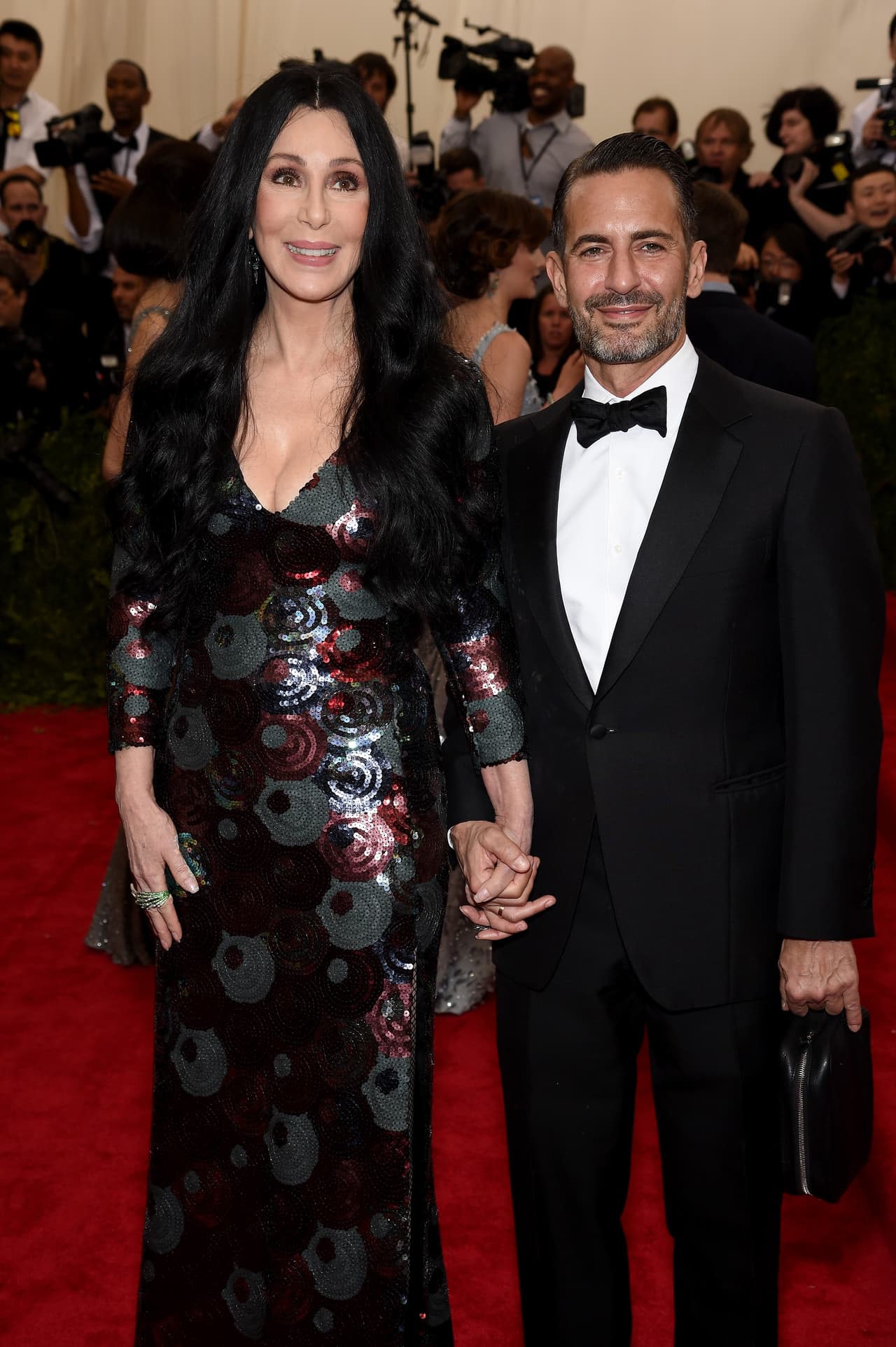 El New York Post publicó un reportaje revelando que Marc tuvo una orgía en su casa con 10 hombres.