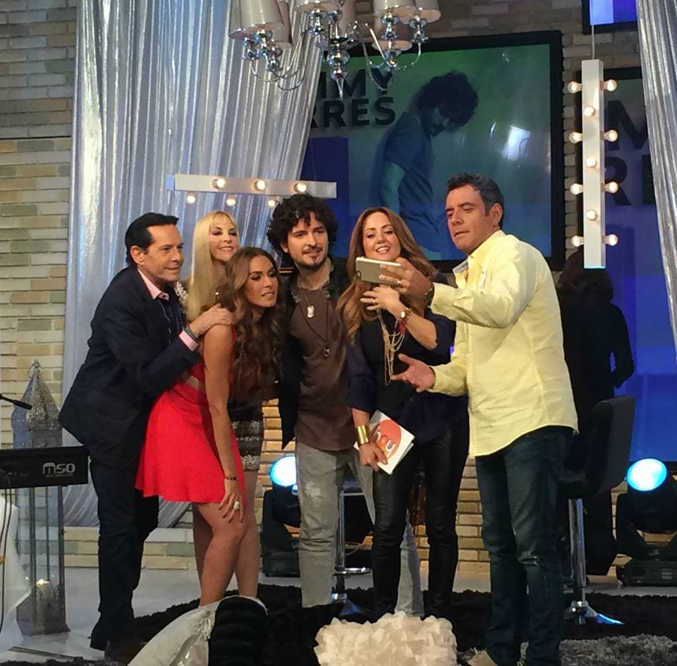 ¡Todos querían foto con Tommy Torres!