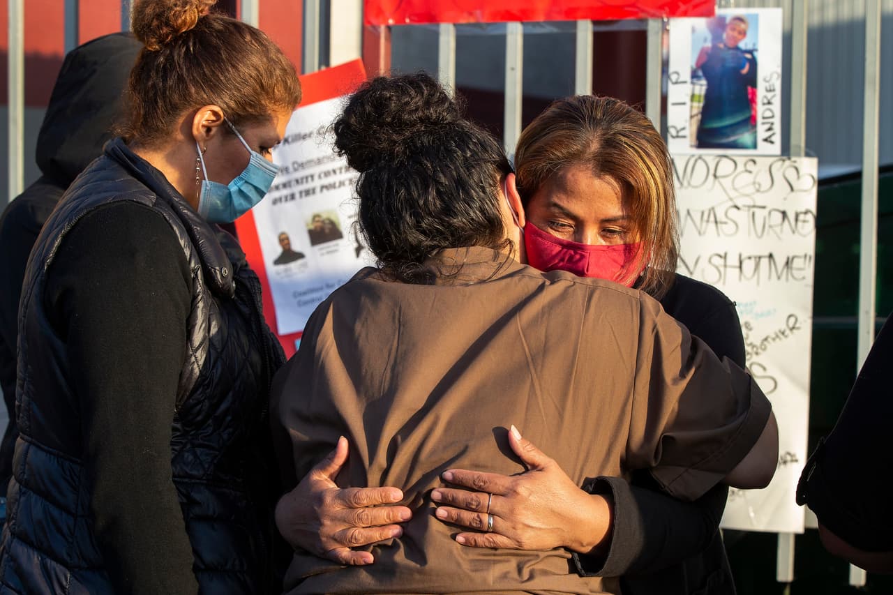 Al mismo tiempo, las autoridades piden la ayuda de testigos y videos de seguridad en la zona que permitan determinar lo ocurrido.