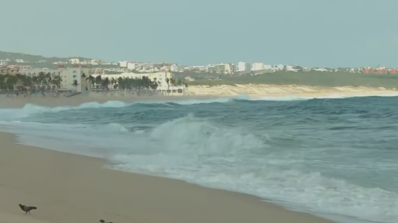 Huracán Polo pone en alerta a Baja California Sur por fuertes vientos e inundaciones