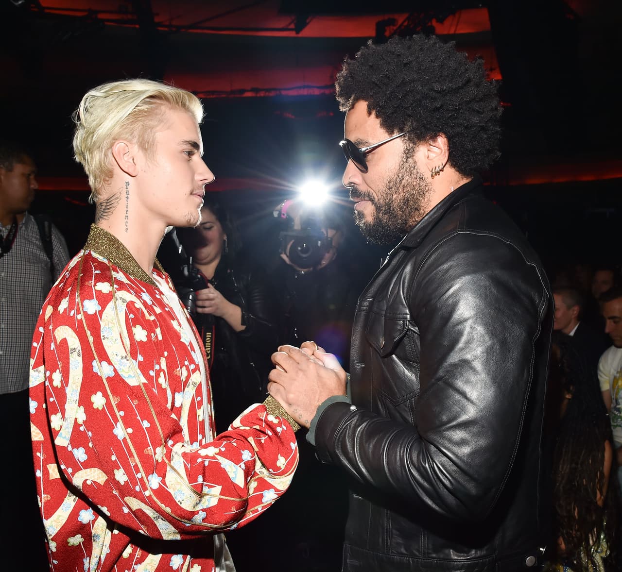 A Justin Bieber tampoco se le puso escapar Lenny Kravitz.