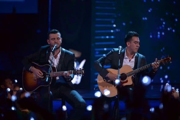 Dicho tema es de la autoría de Joan Sebastian.