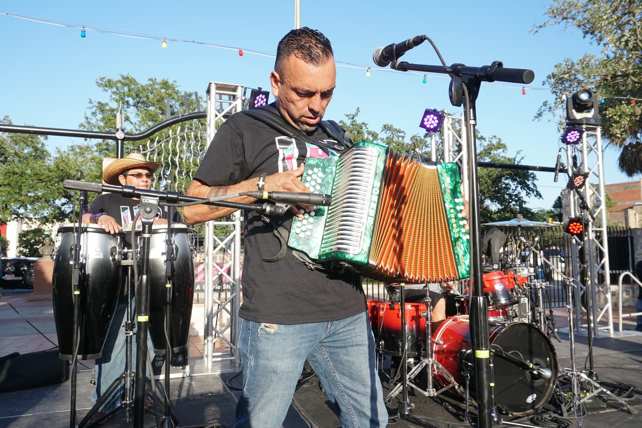 Ram Herrera, Los Banger Broz and Jorge Alejandro took the stage inside La Villita.