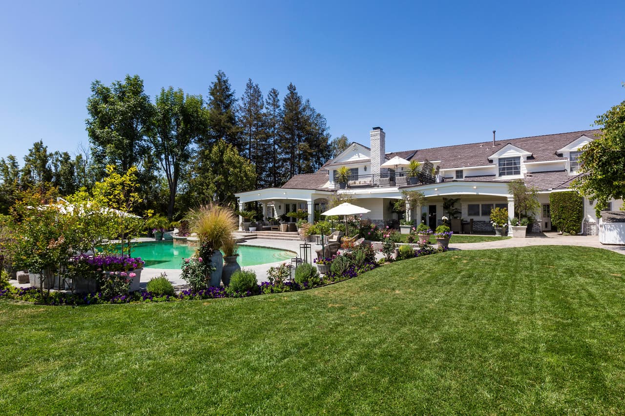 Finalmente, tras un par de años en el mercado, tuvieron que rebajar el monto hasta $9,9 millones de dólares y así ya encontraron comprador.