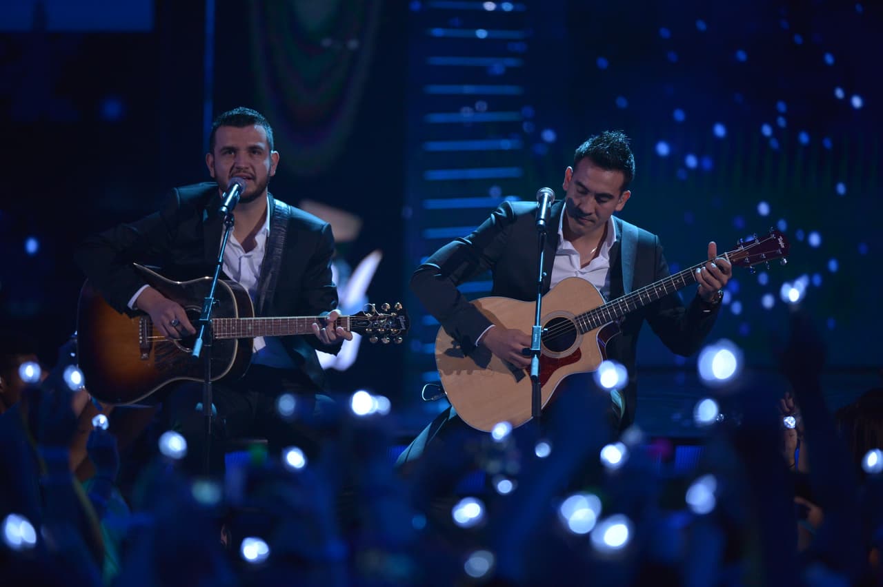 El grupo regional mexicano cuenta también con tres nominaciones.