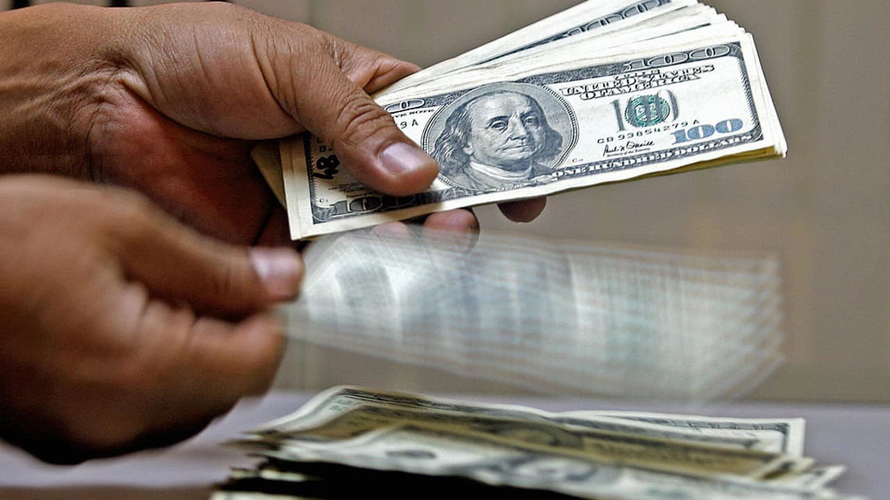 Hospitalizaciones por COVID-19 ahora costará miles de dólares para quienes tienen seguro médico privado