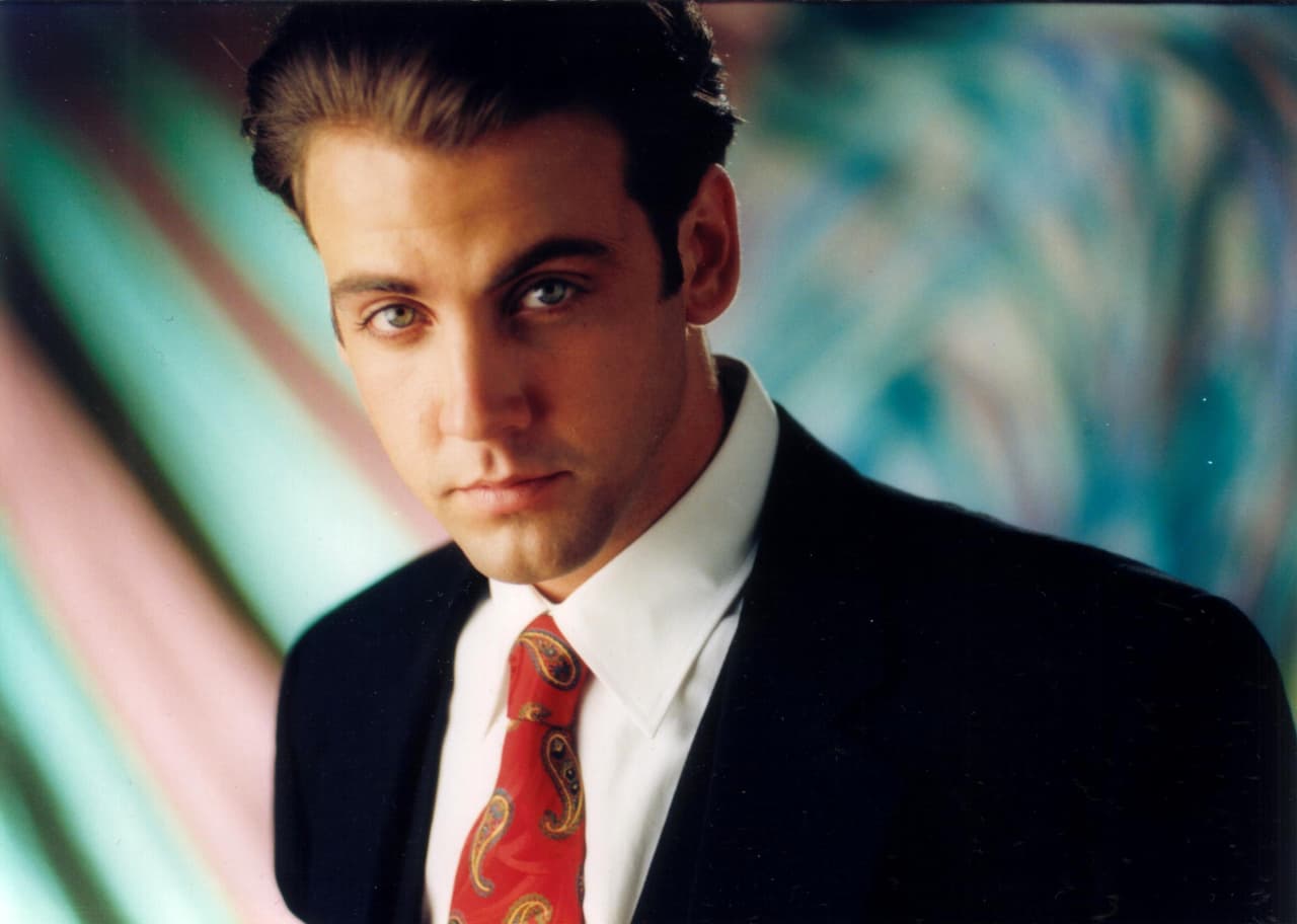 En esta producción interpretó uno de los temas principales del melodrama: 'No puedo vivir'.
<br>