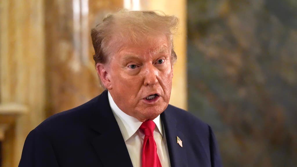 Qué es la 'cláusula de supremacía' que Trump podría invocar para deshacerse de sus problemas legales en Georgia y Nueva York