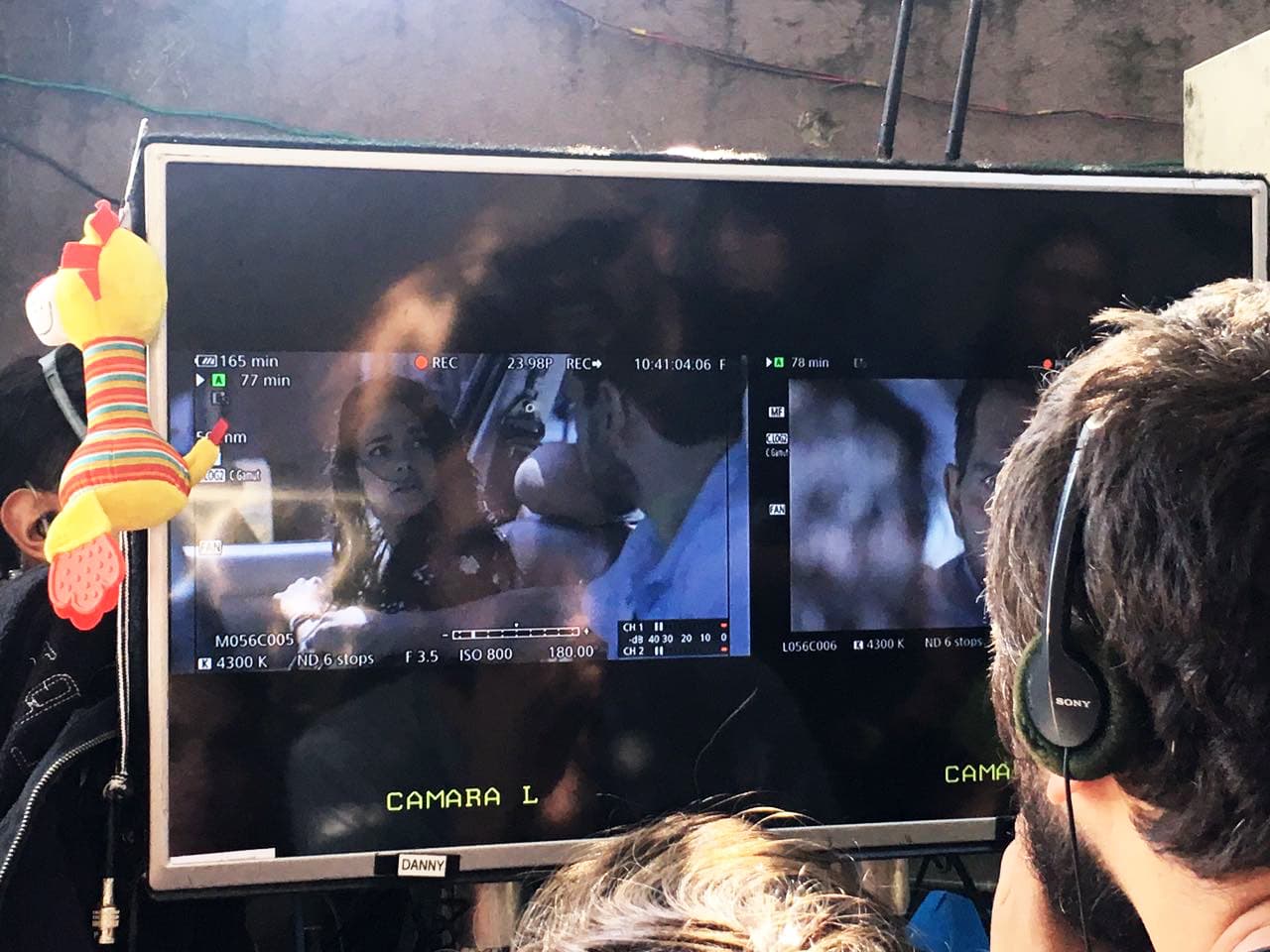 Los directores de cámara seguramente están felices por el fruto del trabajo de la producción.