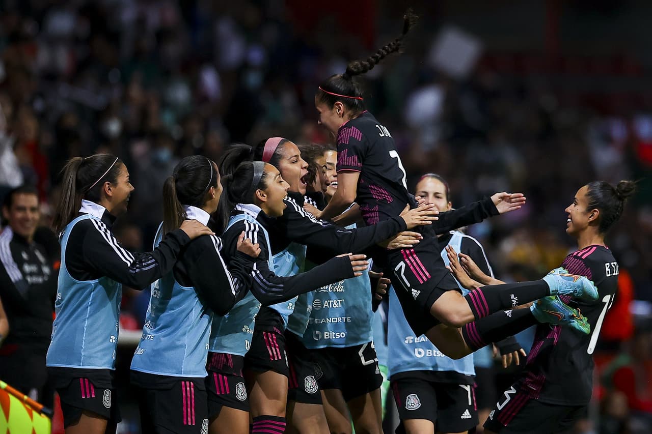 Lizbeth Ovalle al 52' firmó un doblete.