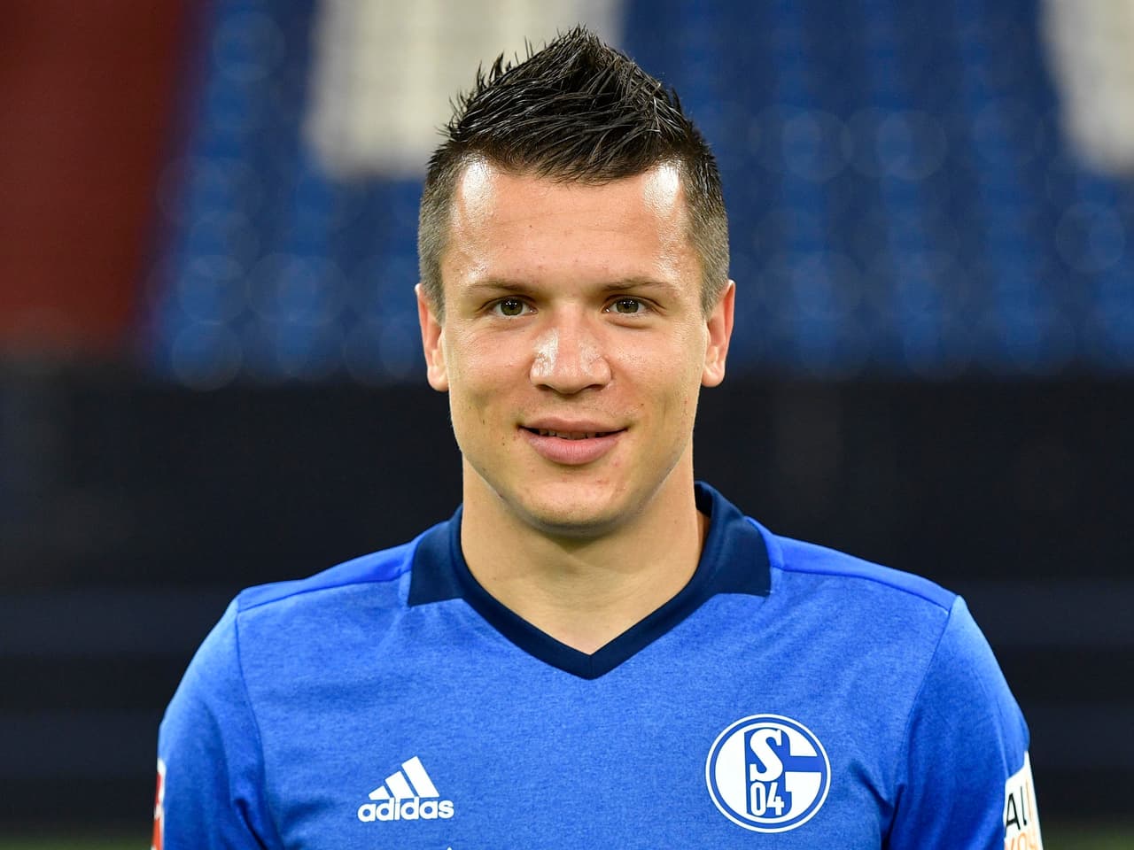 Yevhen Konoplyanka (Schalke 04): luego de brillar con el Sevilla, el ucraniano se fue a la Bundesliga y no ha sido protagonista. Por eso, a pesar de tener mucha calidad, su valor ha caído de 25 millones a 15 millones de euros.