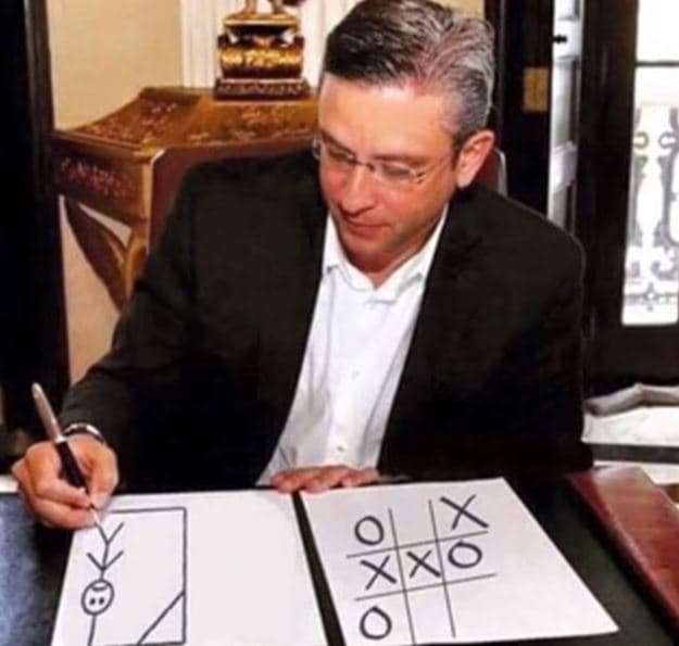 El retraso del mensaje y su contenido fueron motivo de mofa en las redes.