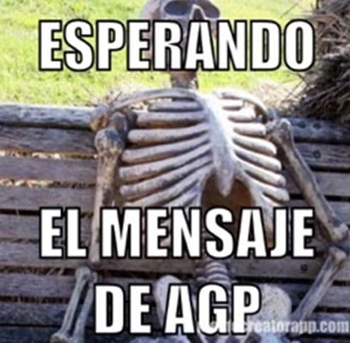 El retraso del mensaje y su contenido fueron motivo de mofa en las redes.