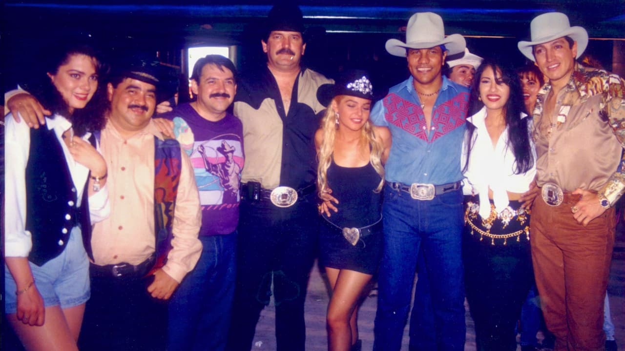 <h3 class="cms-H3-H3">Domingo 30 de marzo: Recepción de cierre con música y lowriders </h3>
<br>Para poner fin a estos días de celebración, Oak Cliff Cultural Center ofrecerá una recepción de cierre para la exposición de arte de 3:00 p.m. a 7:00 p.m. Habrá música, comida y una exhibición de lowriders que harán vibrar el ambiente con la cultura chicana.