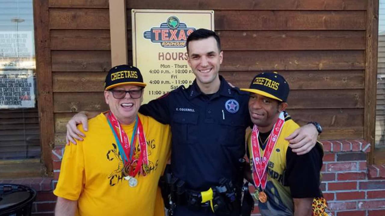 Aprovecharon para tomarse fotos con los asistentes.