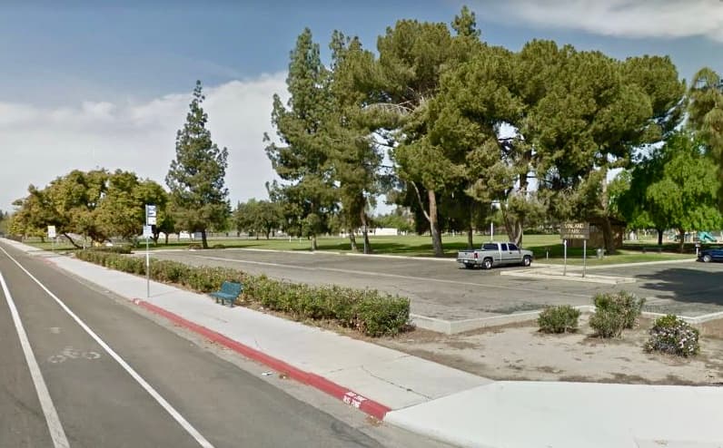 Advierten sobre extraños que merodean escuelas para engañar a niñas