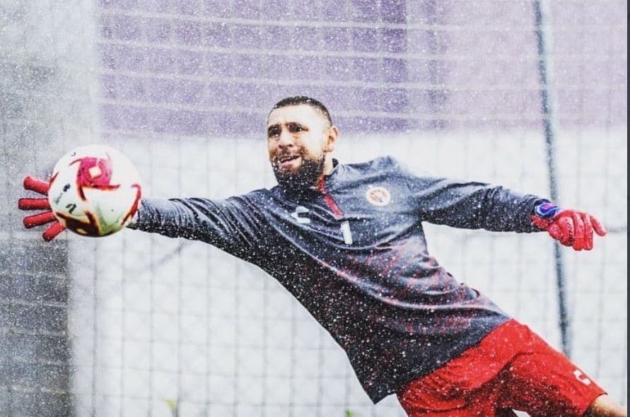 Jonathan Orozco hará historia al usar el número 1 por primera vez en los Xolos de Tijuana.