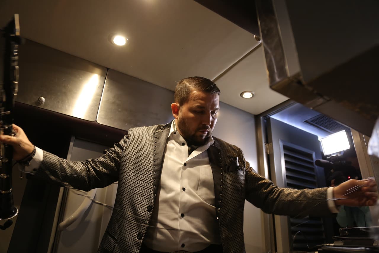 Cada canción debe salir perfecta para complacer al público.