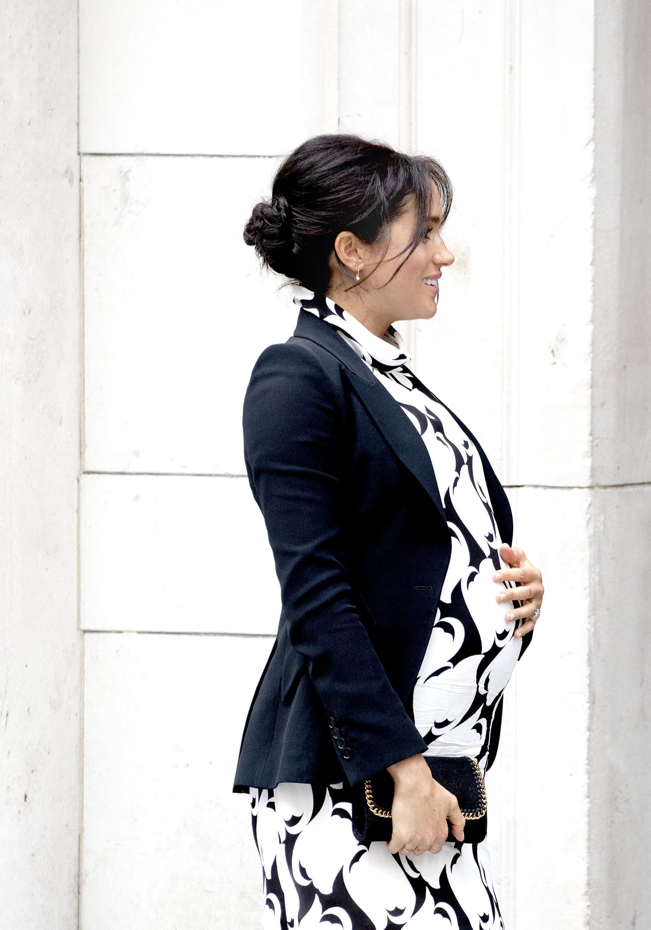 Durante su embarazo de Archie Harrison, 
<b><a href="https://www.univision.com/temas/meghan-markle" target="_blank">Meghan Markle</a></b> mantuvo en secreto su proyecto para 
<b><a href="https://www.univision.com/famosos/meghan-markle-entrevista-a-su-esposo-y-a-michelle-obama-como-editora-de-vogue-en-el-reino-unido" target="_blank">editar la edición de septiembre</a></b> de la revista Vogue Reino Unido, cuya versión impresa salió a la venta este viernes 2 de agosto de 2019.