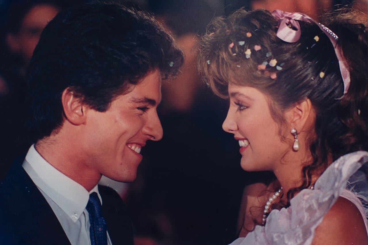 Su primer protagónico fue en "Quincañera" al lado de Adela Noriega.