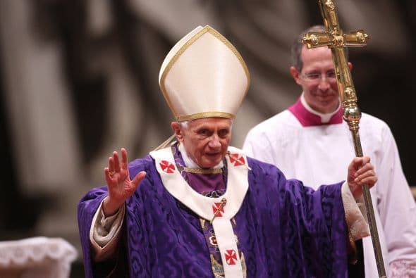 A lo largo de las ruedas de prensa que ha dado la Santa Sede ha dado respuesta a las preguntas más comunes que todos se hacen respecto la renuncia de Benedicto XVI, de acuerdo al diario Zenit.org. Miremos algunas de ellas.