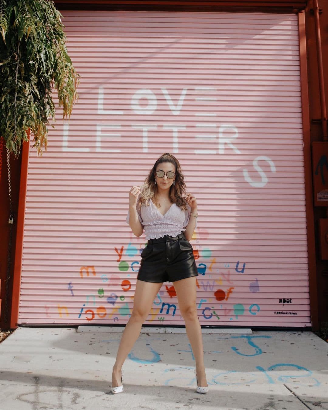 Otra prenda a destacar son los shorts, los cuales además de cómodos, se volverán tendencia esta primavera.