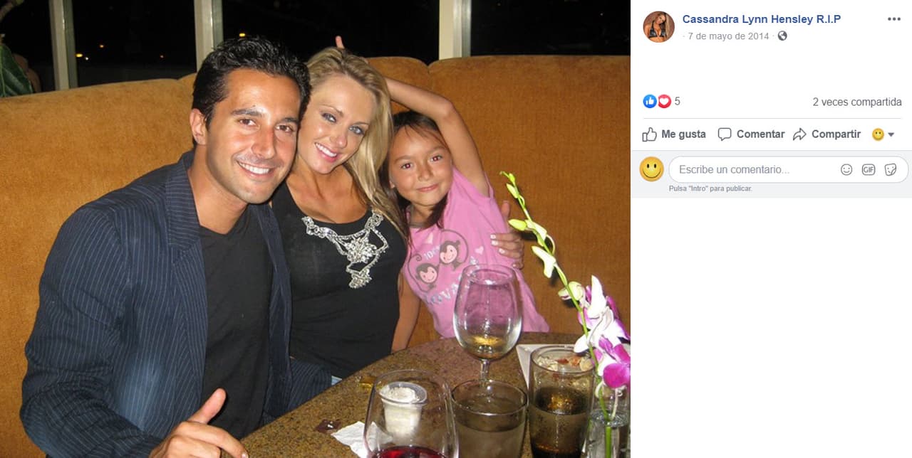 <b><a href="https://expansion.mx/entretenimiento/2014/01/17/la-modelo-de-playboy-cassandra-lynn-hensley-es-encontrada-sin-vida-en-eu" target="_blank">Cassandra Lynn Henssley</a></b> fue encontrada sin vida en casa de un amigo en Los Ángeles, en enero de 2014. Murió a los 34 años por una sobredosis.
<br>