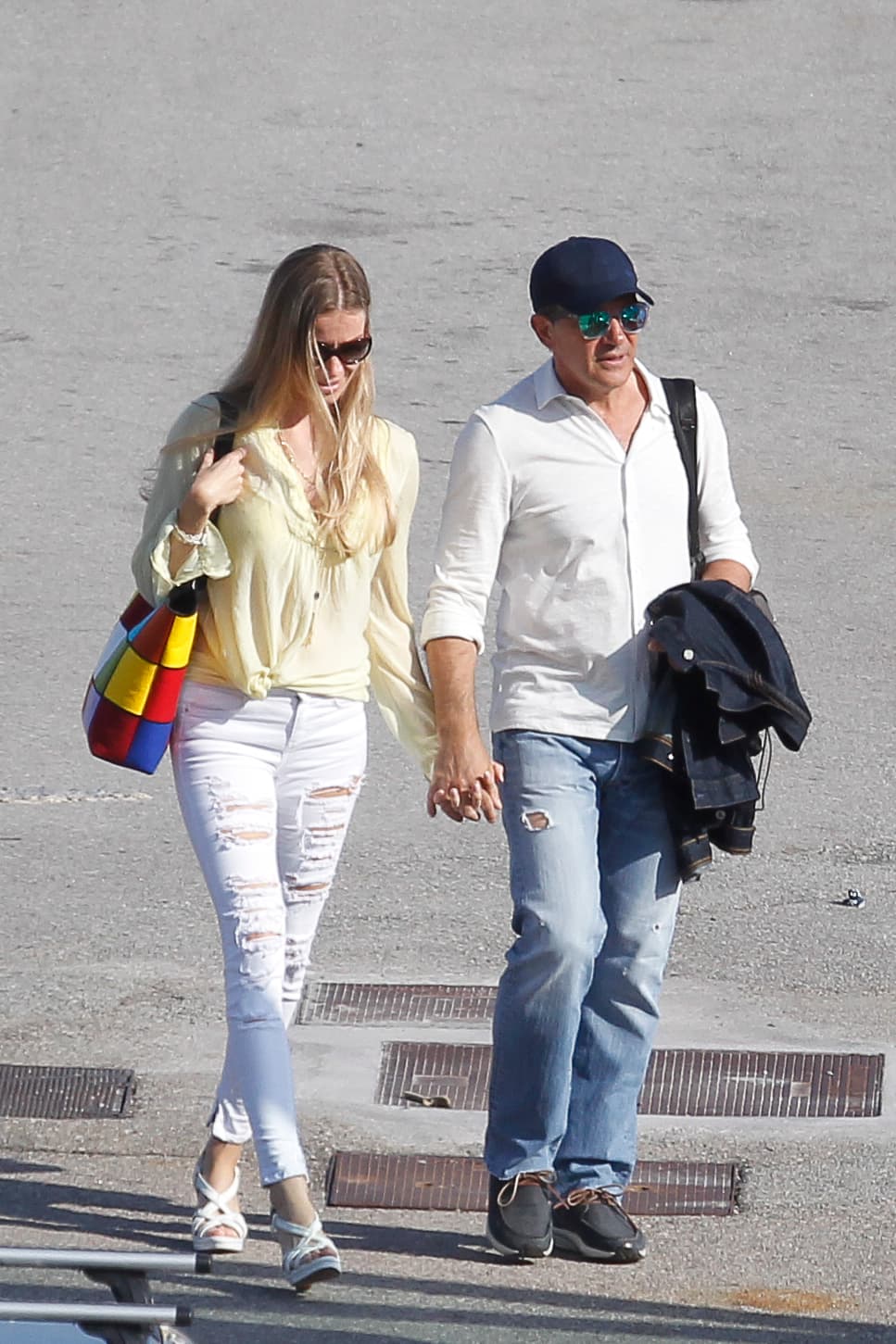 Antonio está encantado con su nueva pareja.