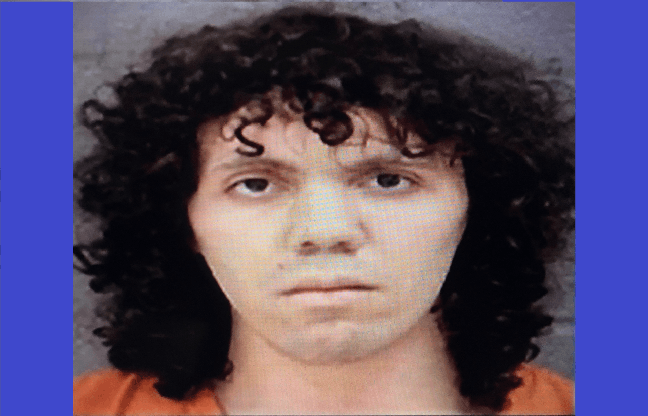 Trystan Terrell enfrenta cerca de 10 cargos por abrir fuego en un plantel educativo, entre los que se encuentran dos asesinatos.