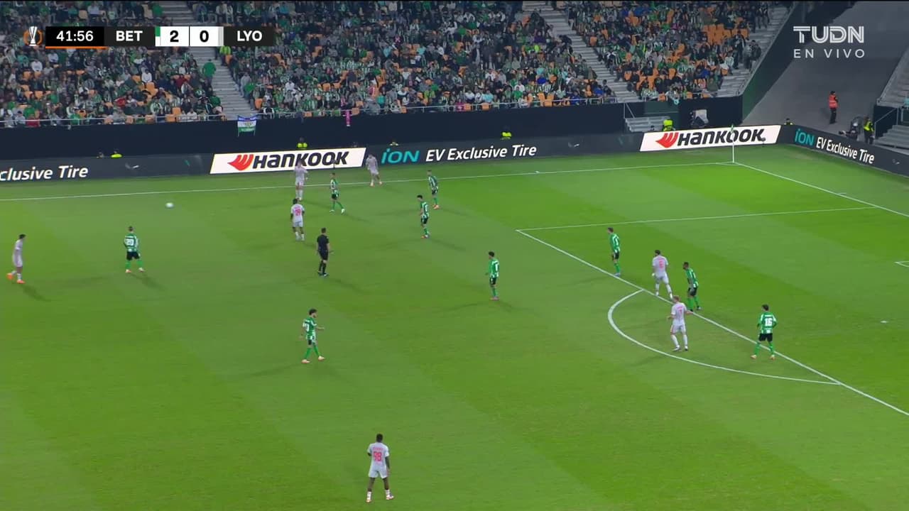 ¡TIRO ATAJADO! disparo por Tanner Tessmann.