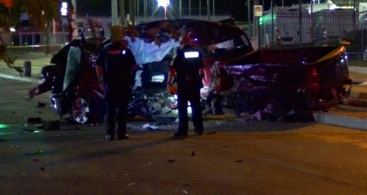 Muere un conductor y un bebé queda grave, luchando por su vida, tras choque al norte de Houston