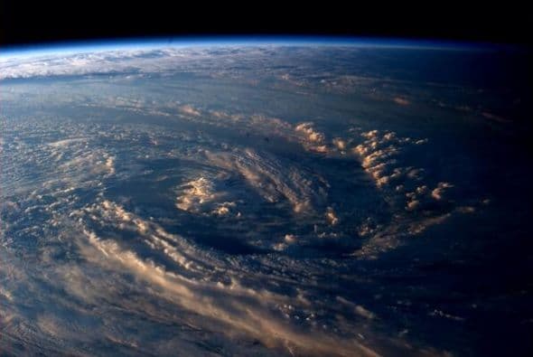 Tratando de atrapar un atardecer en Perth, solo conseguí estas nubes en su lugar. Fotos: @astro_reid