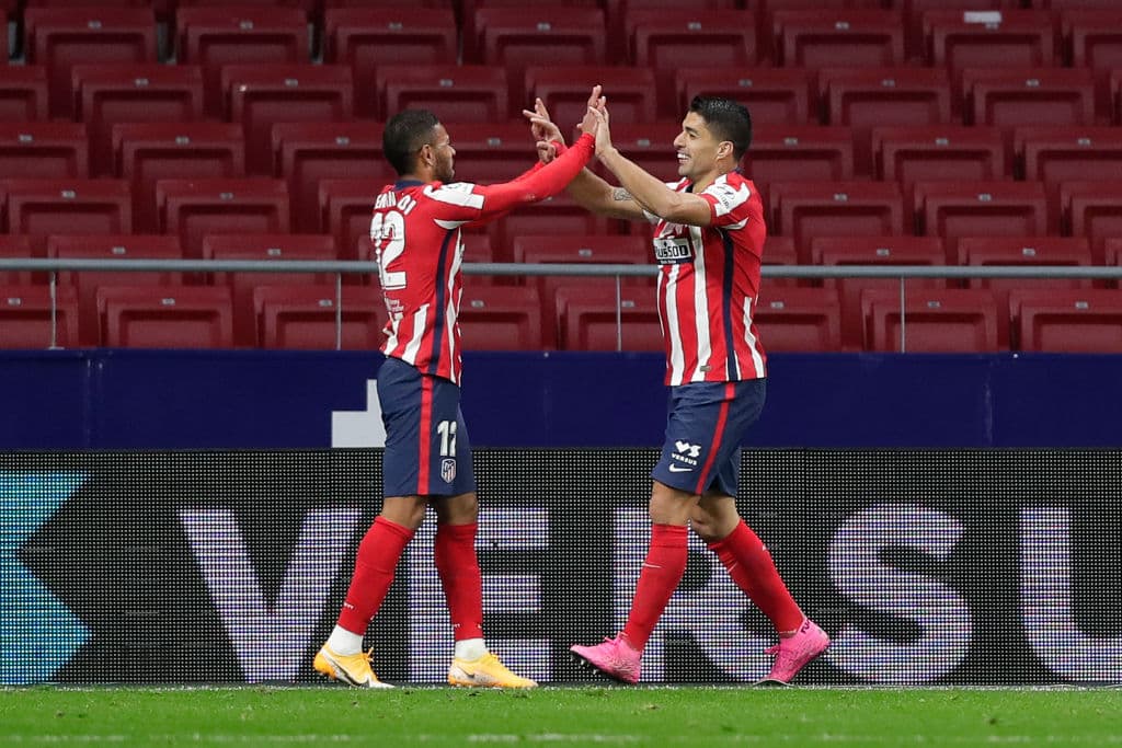 Atlético de Madrid vence al Betis en La Liga | Con goles de Llorente y Suárez, los colchoneros despacharon 2-0 a los de Pellegrini; Héctor Herrera ingresó al 46’.