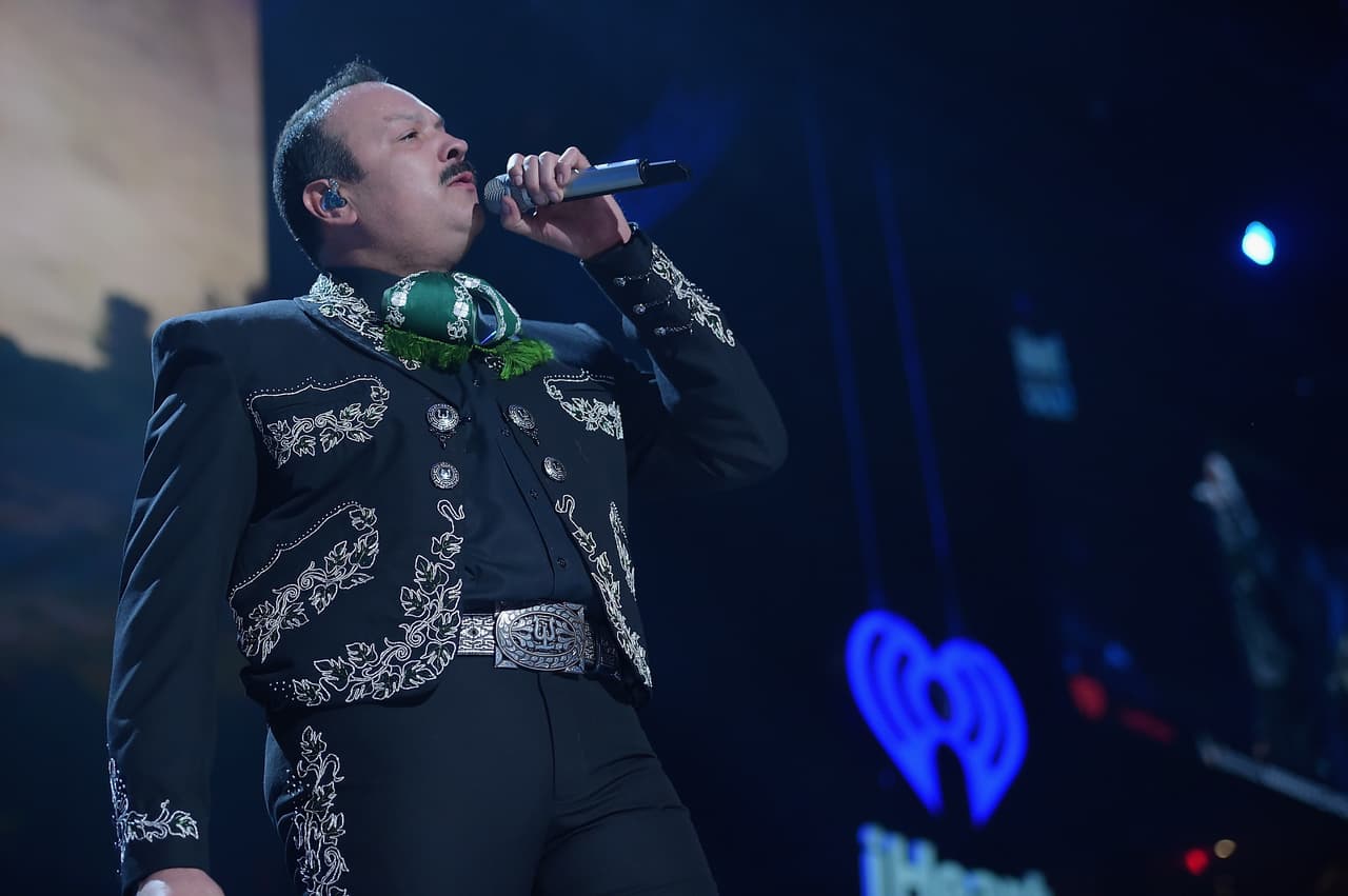 Pepe Aguilar actuará para sus paisanos del grupo Maná en este evento que reúne a grandes figuras de la música latina.